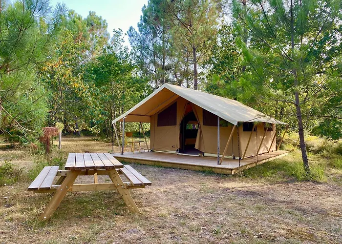 Camping La Kahute - Tente Lodge Au Coeur De La Foret