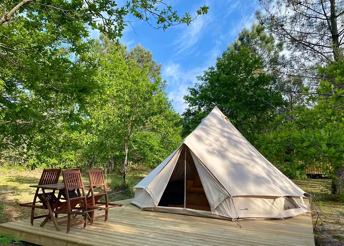 Camping La Kahute - Tente Lodge Au Coeur De La Foret