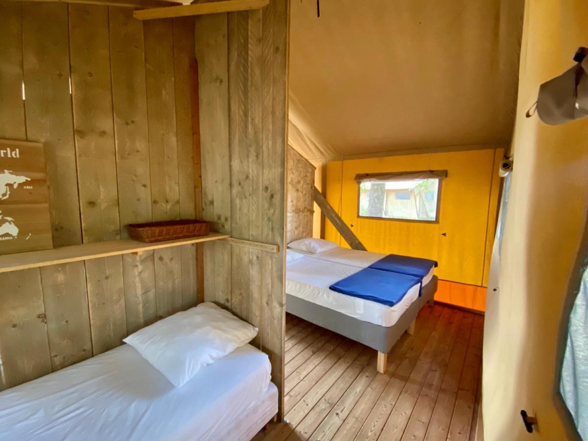La Kahute - Tente Au Coeur De La Foret Luxury tent