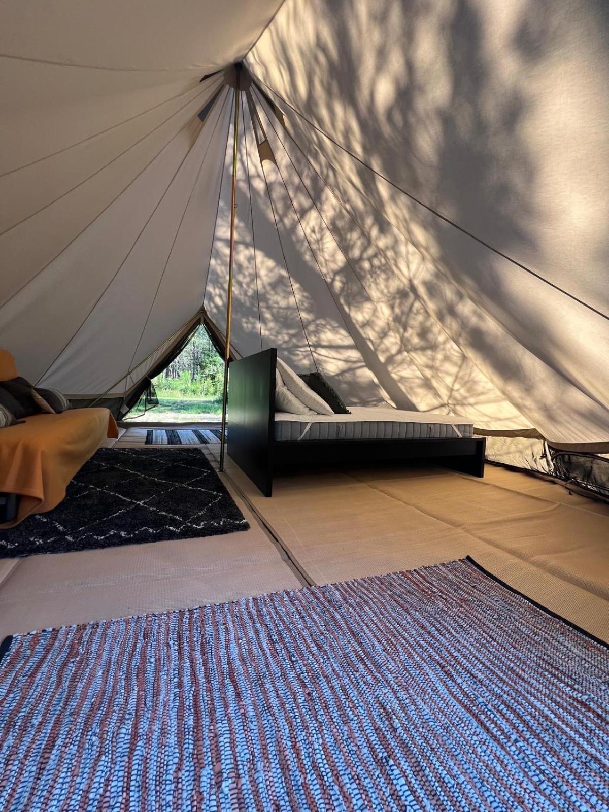 La Kahute - Tente Au Coeur De La Foret Luxury tent
